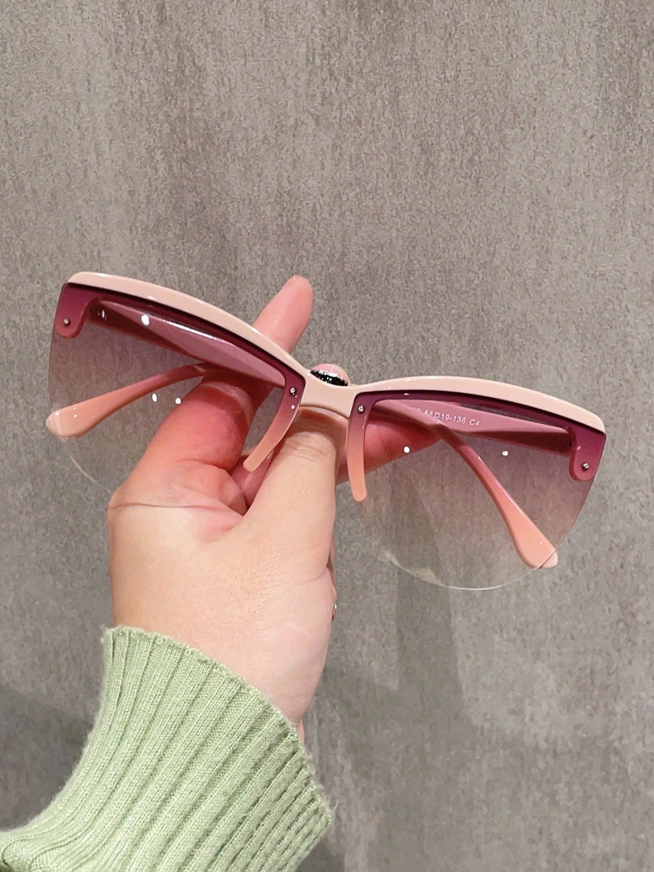 SHEIN 1 Pair Women's Black Cat Eye PC Half-Frame Glasses, Minimalist Solid Color Fashionable