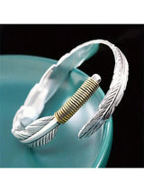 SHEIN 1pc Vintage Bohemian Style Feather Shaped Metal Bracelet