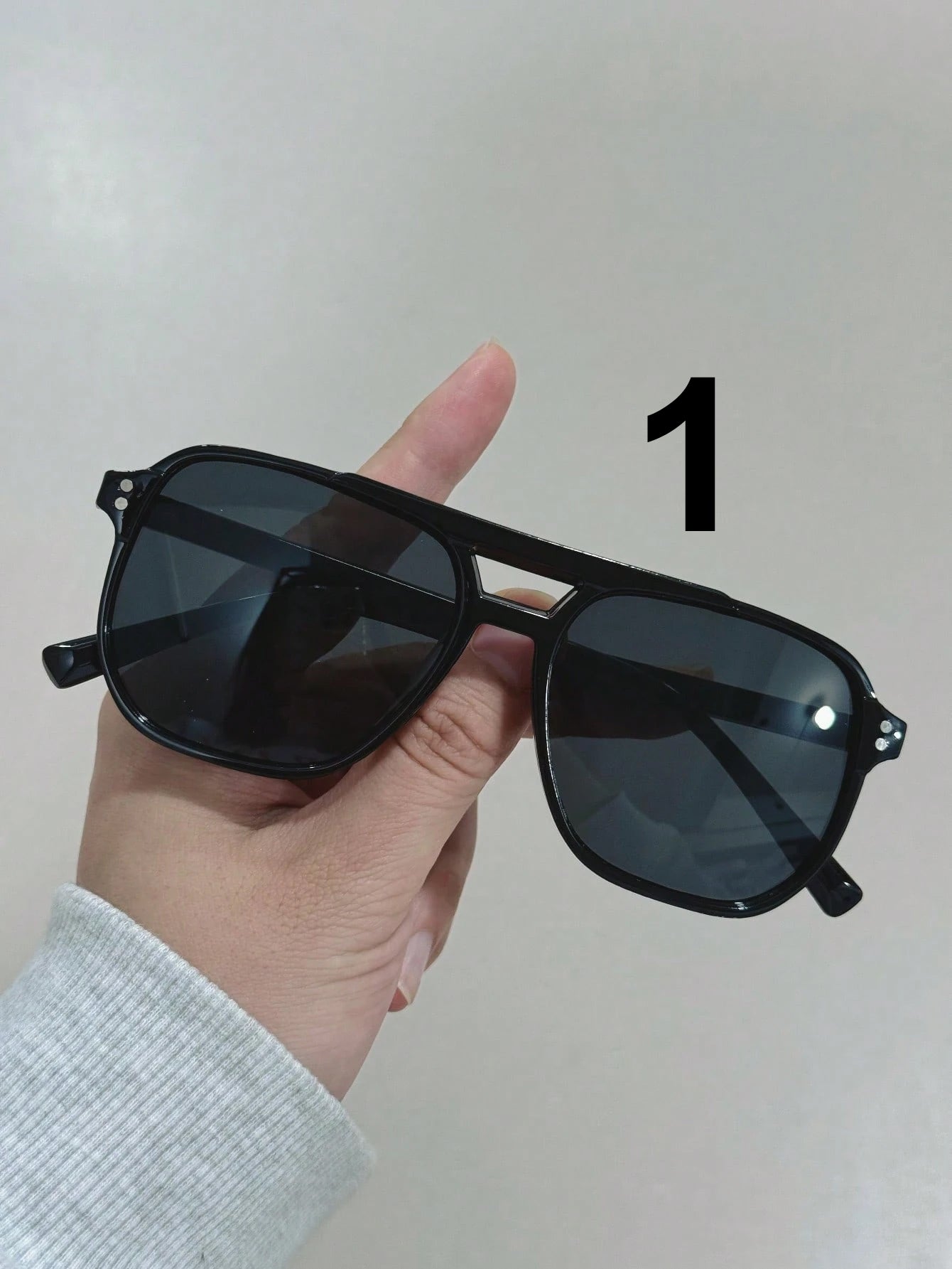 SHEIN 1pairs Men's Multicolor Classic Retro Summer Holiday Leisure Fashion Glasses