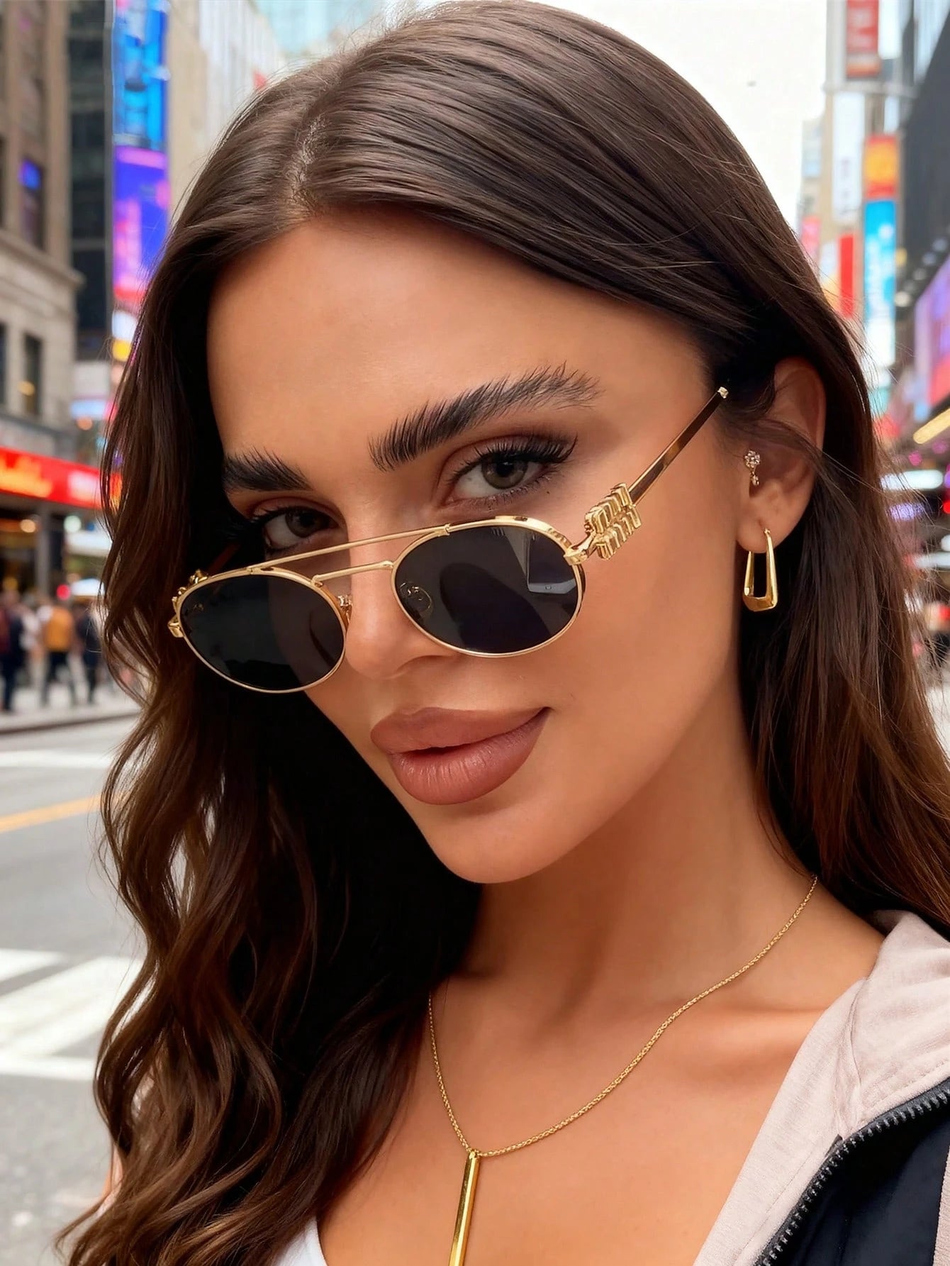 1pc Oval Metal Fashion Glasses, Retro And Versatile Women's Glasses