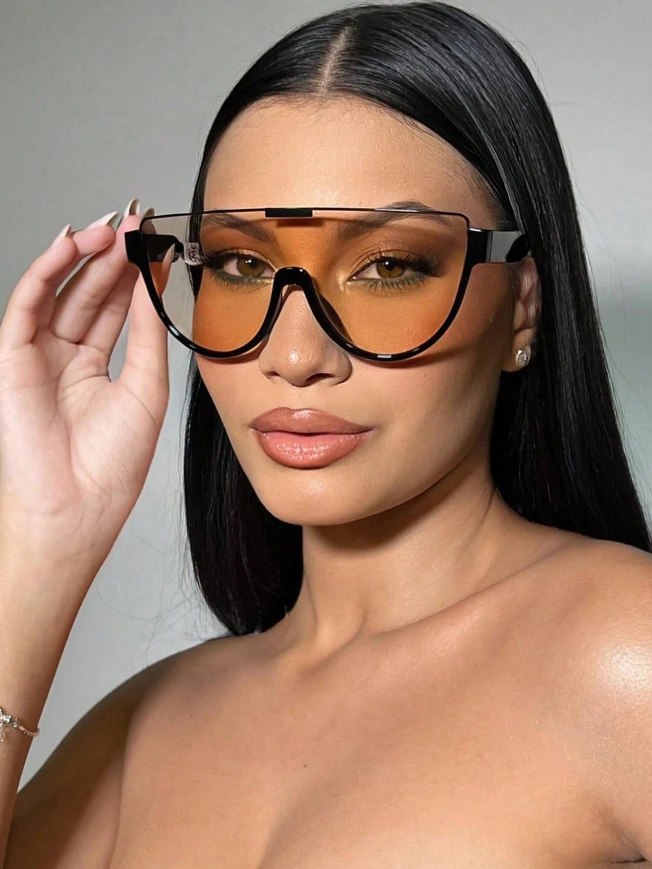 1pc Oversized One-Piece Lens Fashion Glasses, Personalized Half-Frame Tea Color