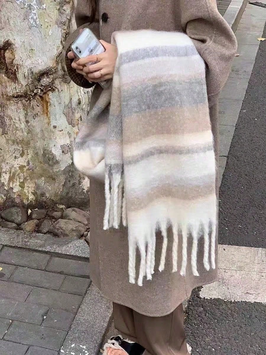 SHEIN 1pc Small Plaid Scarf, Soft And Warm, Suitable For Autumn/Winter Women, Women's Winter Scarf
