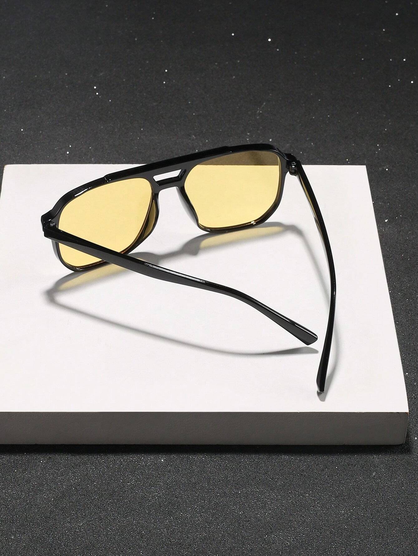 SHEIN 1pcs Men's Polycarbonate Pilot Fashionable Outdoor Travel Fashion Glasses