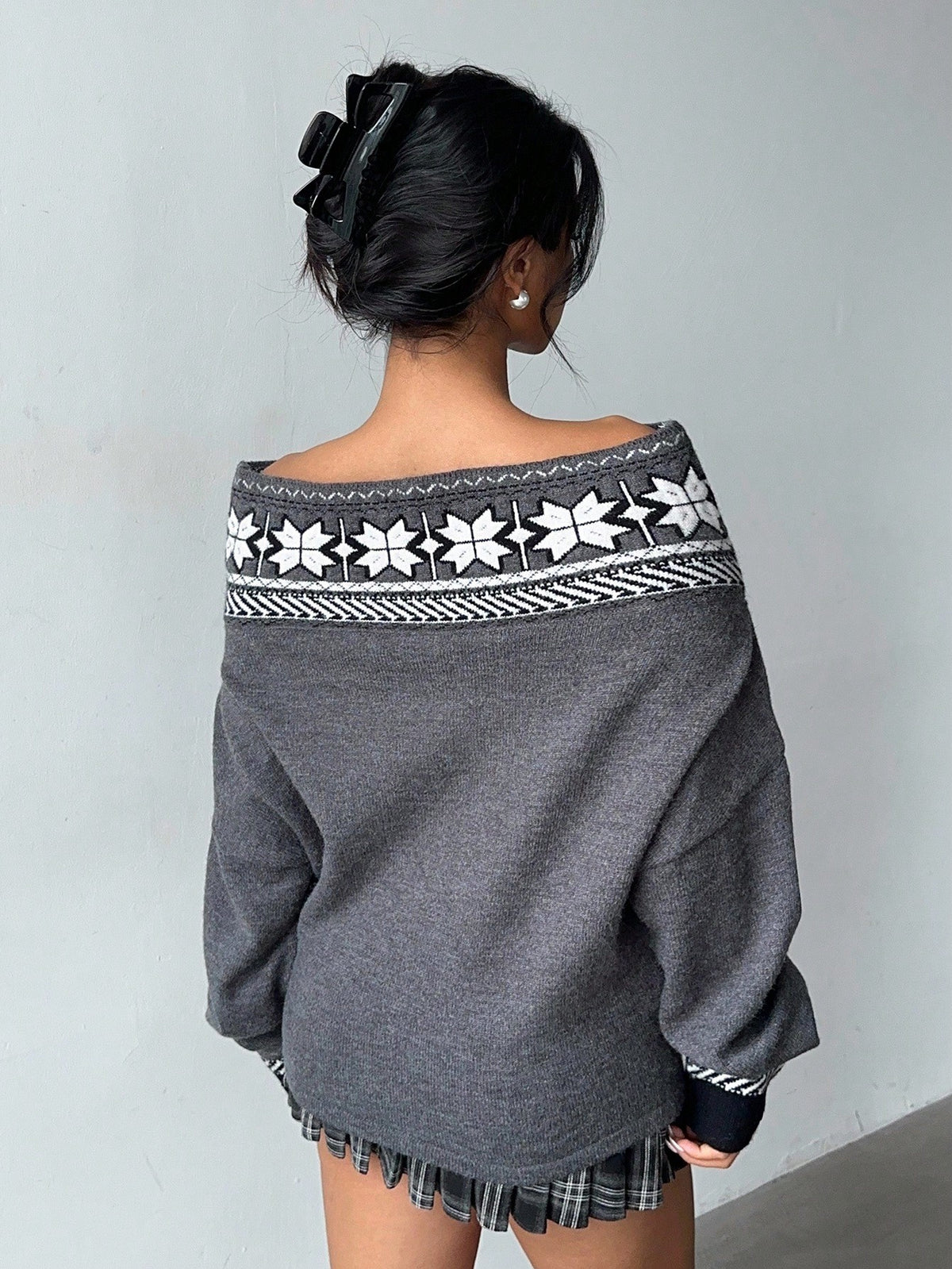 SHEIN Aloruh Women's Elegant Grey Autumn Sweater,Fair Isle Pattern Christmas Off-Shoulder Puff Sleeve Pullover