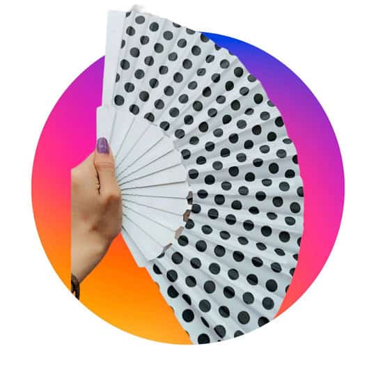 مروحة يدوية