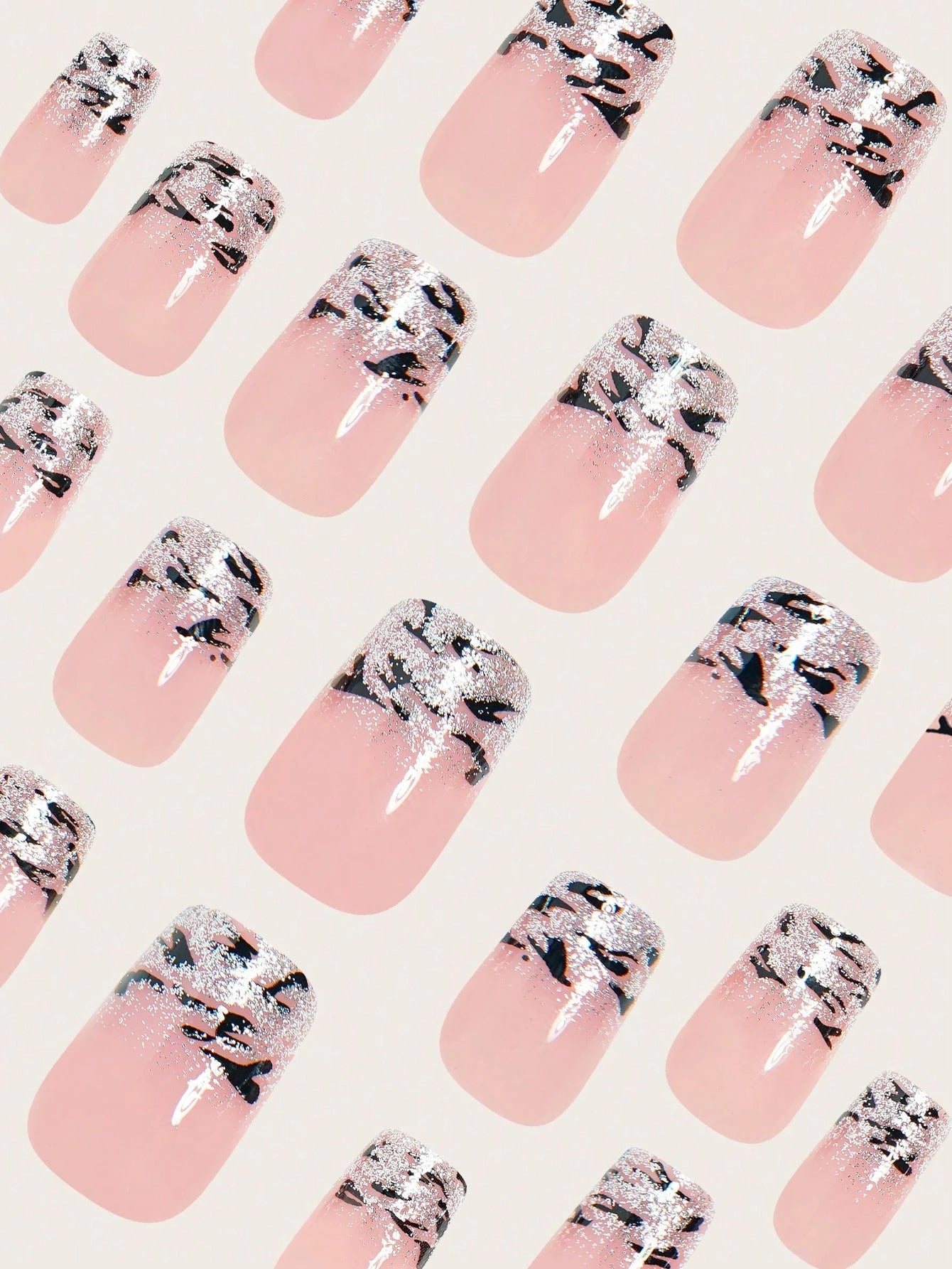 SHEIN ارتقي بمظهرك فوراً مع 24 قطعة من الأظافر المربعة اللاصقة متوسطة الحجم