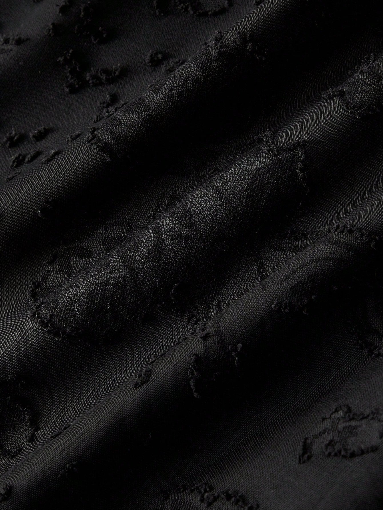 فستان شي إن مود النسائي الأبيض الرومانسي ذو الأكتاف المكشوفة C4A 