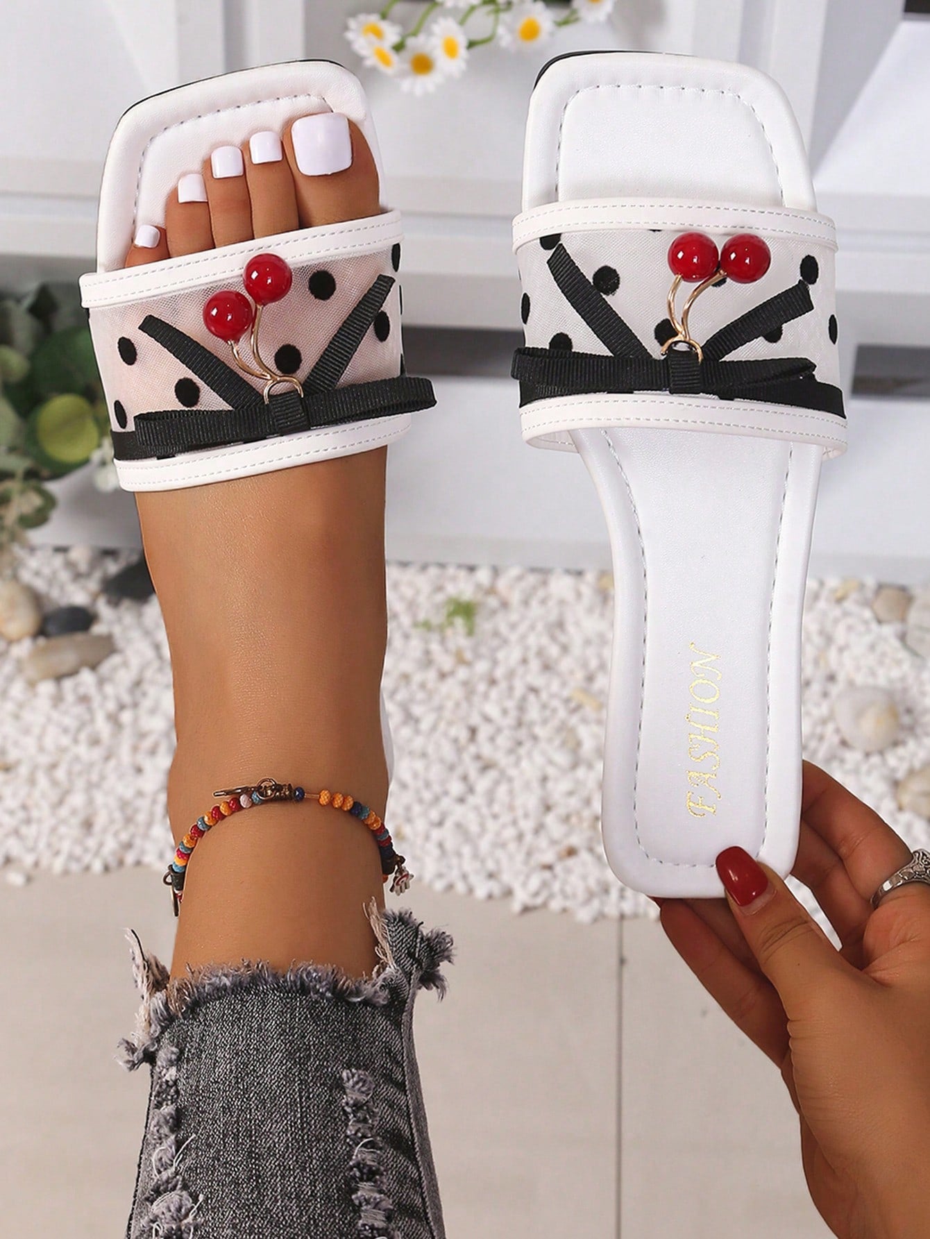 صنادل نسائية مسطحة جديدة بصيف شي إن، مزينة بفيونكة ومقدمة مربعة سهلة الارتداء
