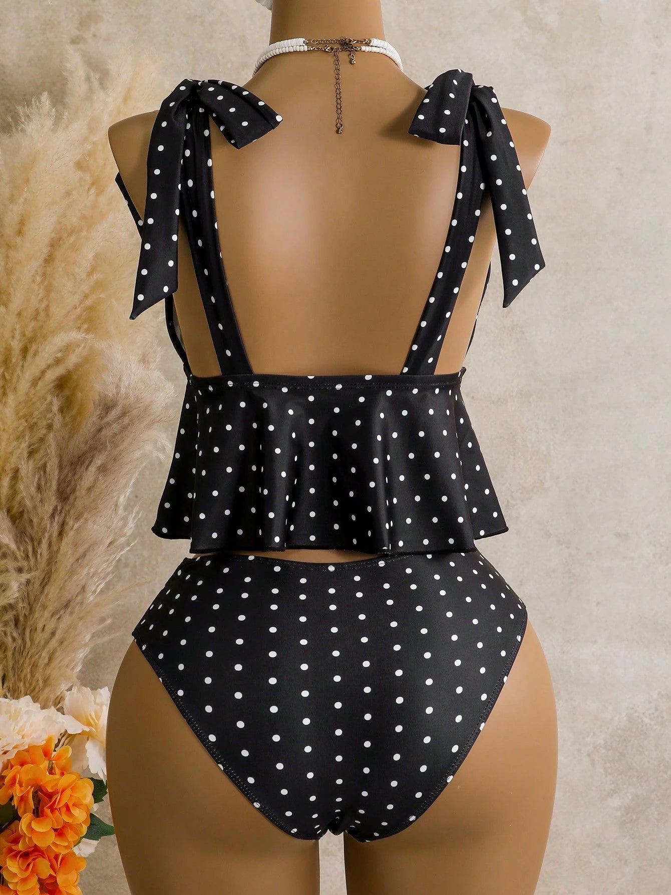 SHEIN Swim Mod Women's 2-Piece Plaid Print Casual Spaghetti Strap Tie Front Crop Top And Drawstring Waist Shorts Swimwear Set