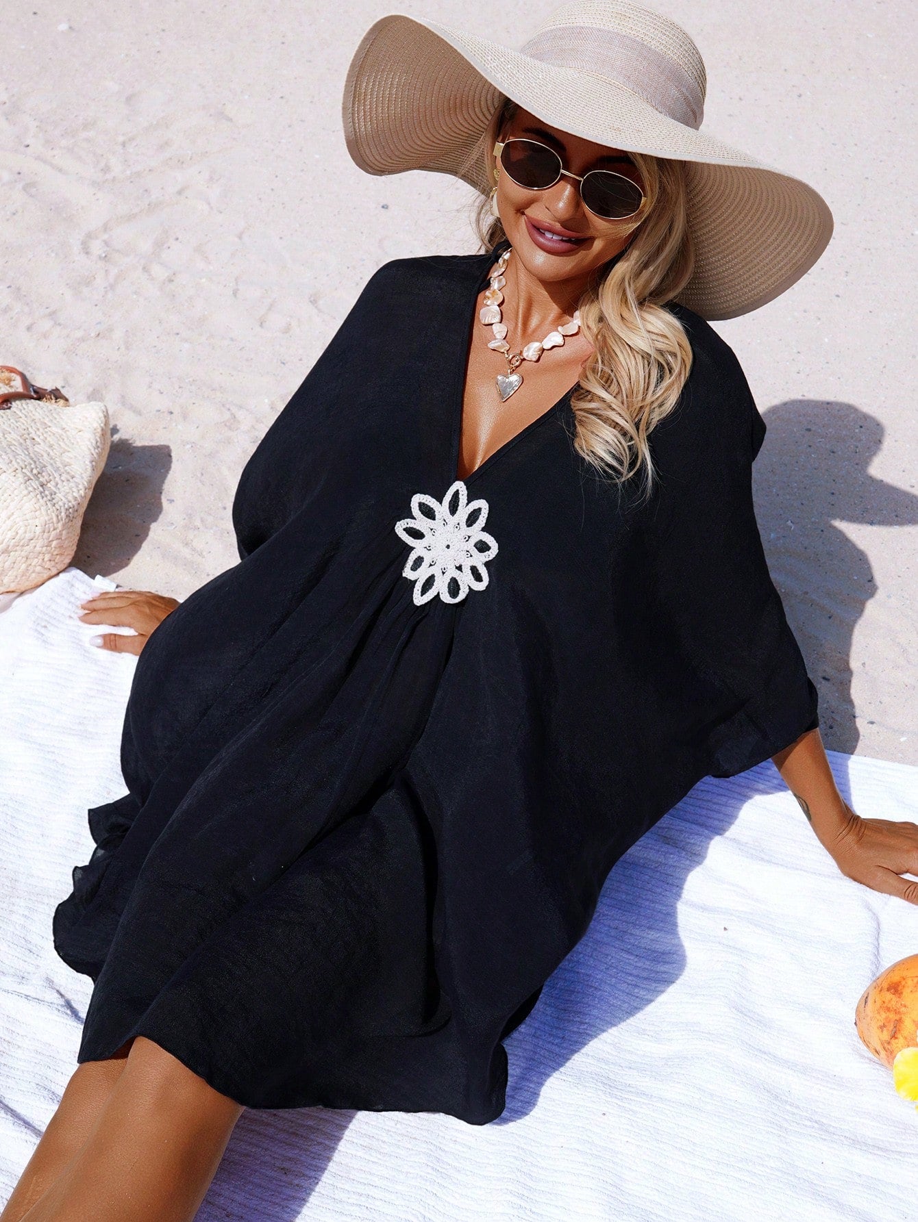 SHEIN Swim Vcay Beach Holiday Spring/Summer Swimsuit Cover-Up, V-Neck Floral Embroidery Loose Style