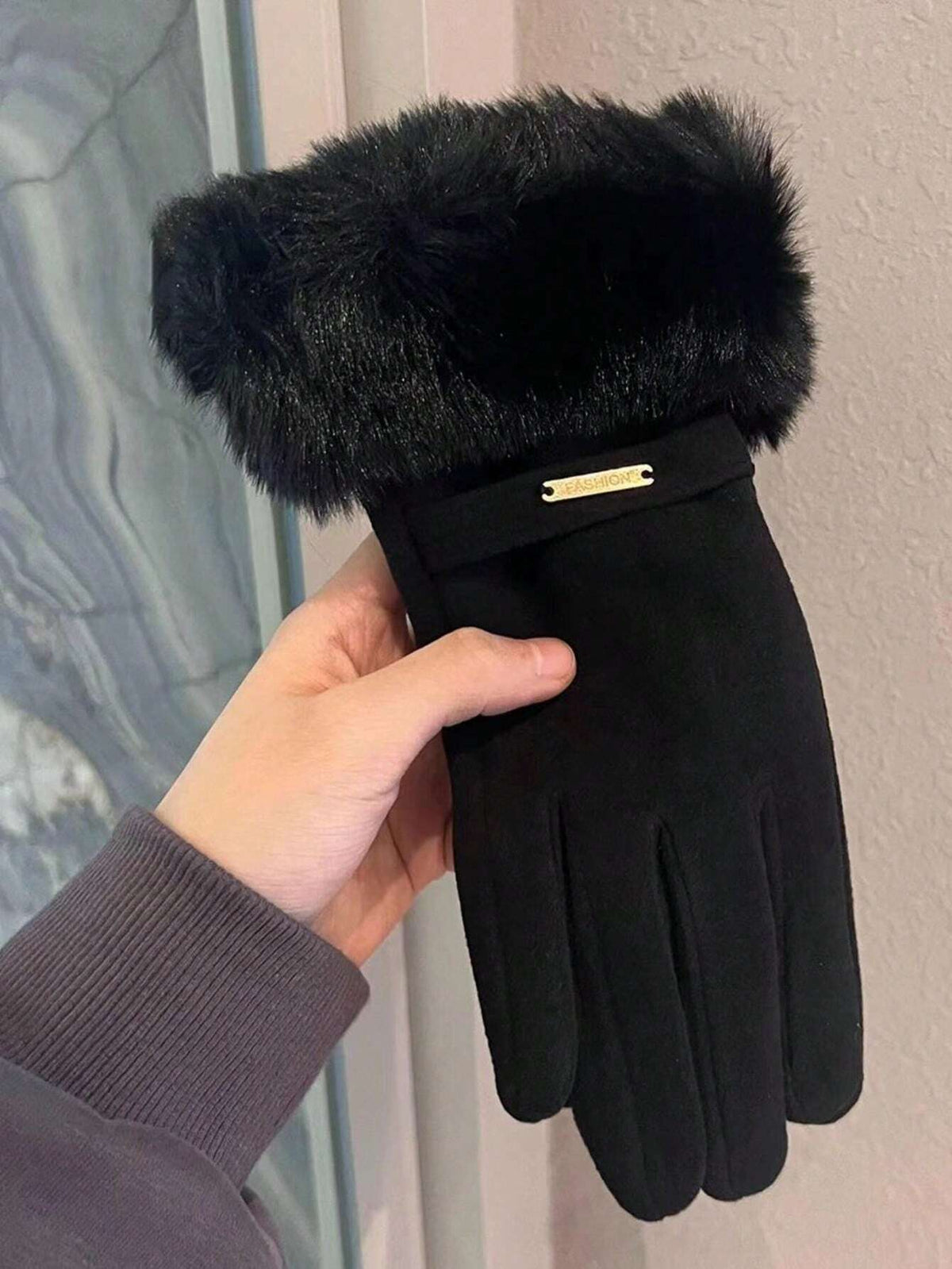 SHEIN Women's Black Touchscreen Gloves, Waterproof, Soft & Warm Wool Lined, Winter Outdoor Gloves