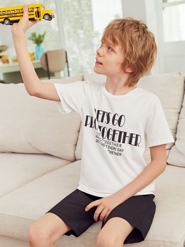 SHEIN Boys Slogan Graphic Tee K3A - PINK SHOP EG