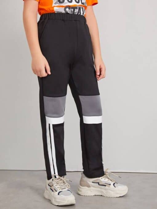 SHEIN Boys Number Patch Detail Colorblock Pants - Image 3