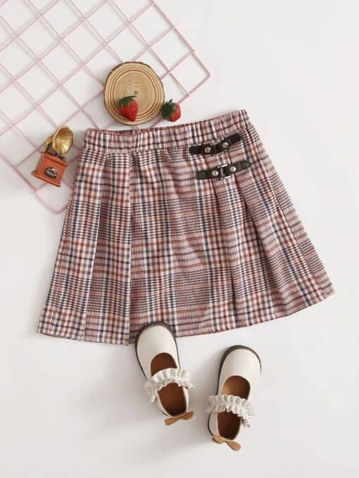 SHEIN Girls Buckle Pleated Detail Plaid Skirt