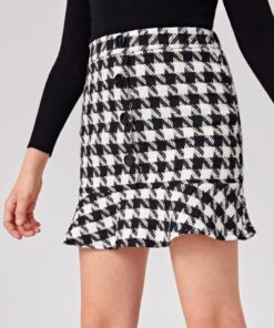 SHEIN Girls Buttoned Front Ruffle Hem Houndstooth Skirt