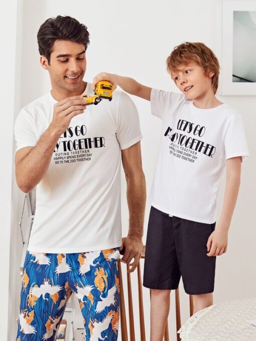 SHEIN Boys Slogan Graphic Tee