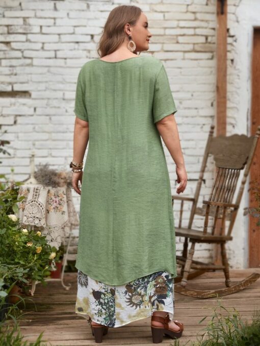 Shein EMERY ROSE Plus Contrast Floral Panel Half Button Dress - Image 2