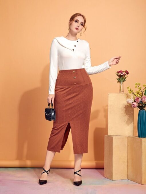 SHEIN Plus Button Detail Asymmetrical Neck Tee - Image 4