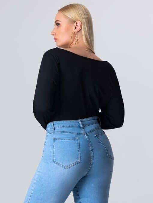 SHEIN Plus Solid Scallop Trim Bodysuit - Image 5