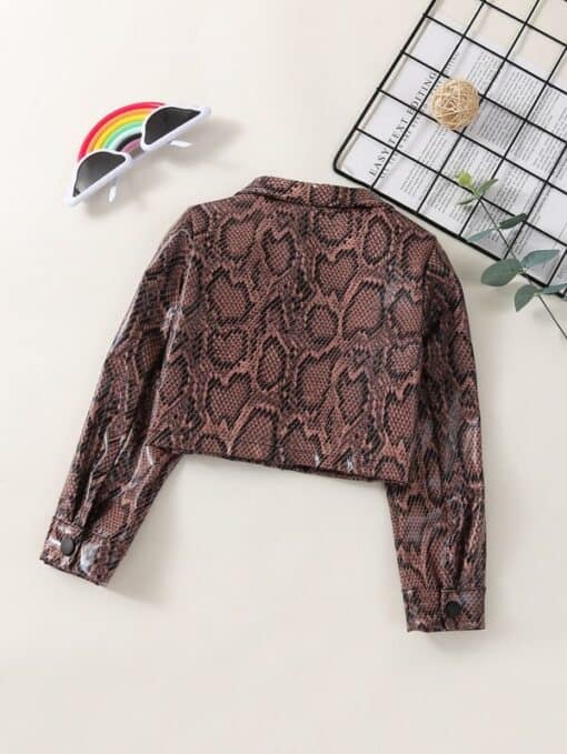 SHEIN Toddler Girls Snake Skin Print Flap Pocket PU Leather Jacket - Image 4