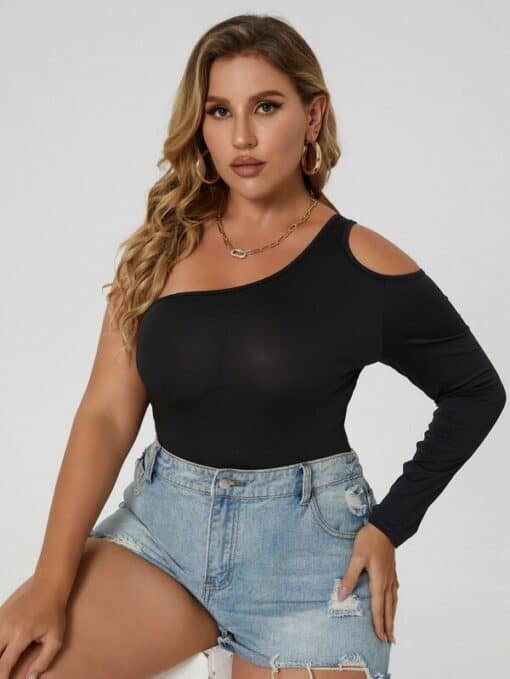 SHEIN SXY Plus Solid One Shoulder Cutout Bodysuit - Image 4