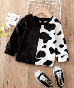 Shein Toddler Girls Contrast Cow Print Sweatshirt