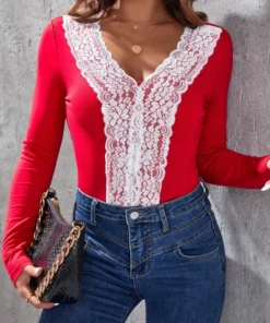 SHEIN Contrast Lace Scallop Trim Tee