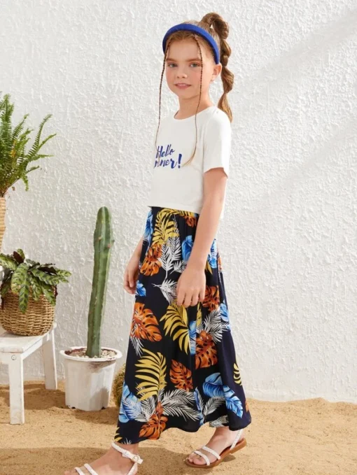 SHEIN Girls Slogan Graphic Tee & Tropical Print Skirt - Image 2