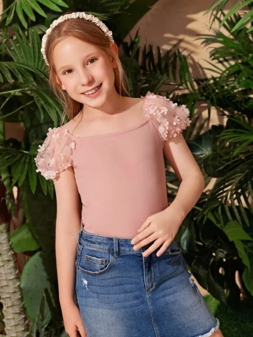 SHEIN Girls Contrast Mesh Puff Sleeve Appliques Tee - Image 4