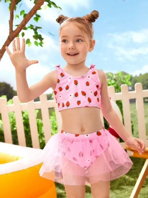 shein Toddler Girls 3pack Random Strawberry Print Bikini Swimsuit With Beach Skirt - Image 3