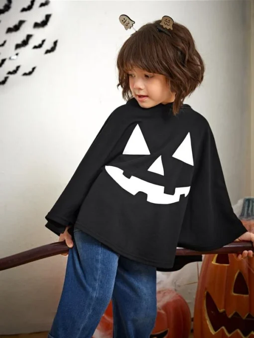 SHEIN Toddler Boys Halloween Print Batwing Sleeve Hoodie