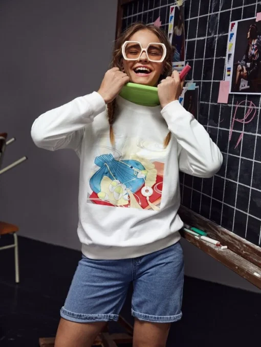 SHEIN X Tianjian Drop Shoulder Shell Print Pullover - Image 3