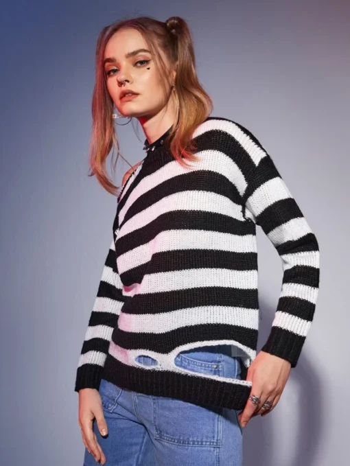 ROMWE Striped Cut Out Sweater - Image 4
