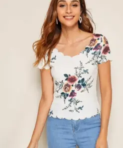 SHEIN FLORAL PRINT SCALLOPED SHORT SLEEVE TOP