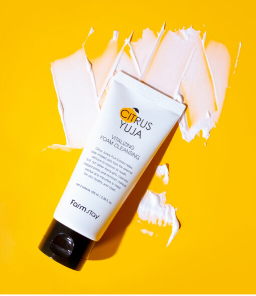 Farmstay Citrus Yuja Vitalizing Foam Cleansing