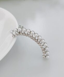 Cute pearl earrings