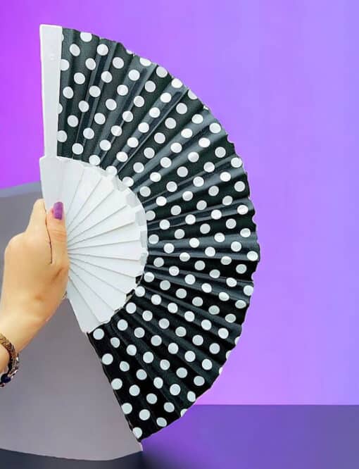 Hand fan
