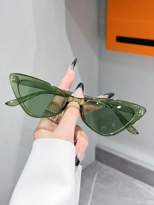 SHEIN Unisex Full Frame Plastic Bohemian UV Protective Sunglasses - Image 5