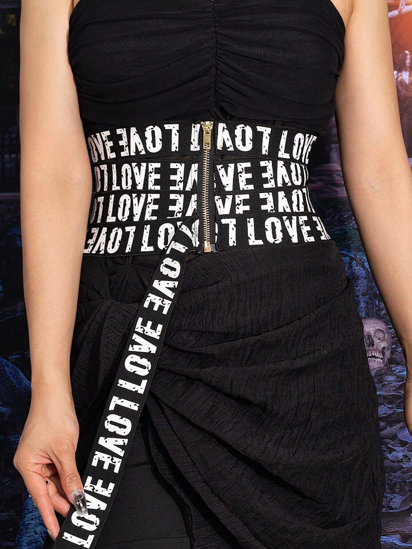 SHEIN 1pc Women's Cool And Dark Street Style White Letter Printed Contrast Waist Belt - Image 2