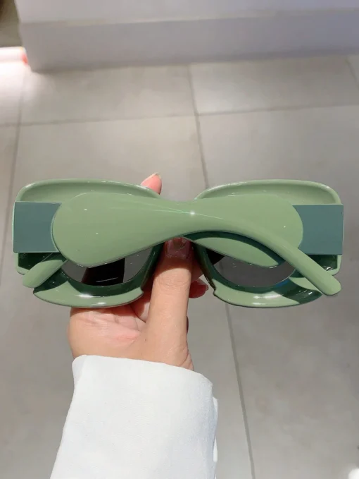 SHEIN 1pc Women's Fashionable Square Expanding Cloud Shaped Design Eyeglasses Personalized - Image 2