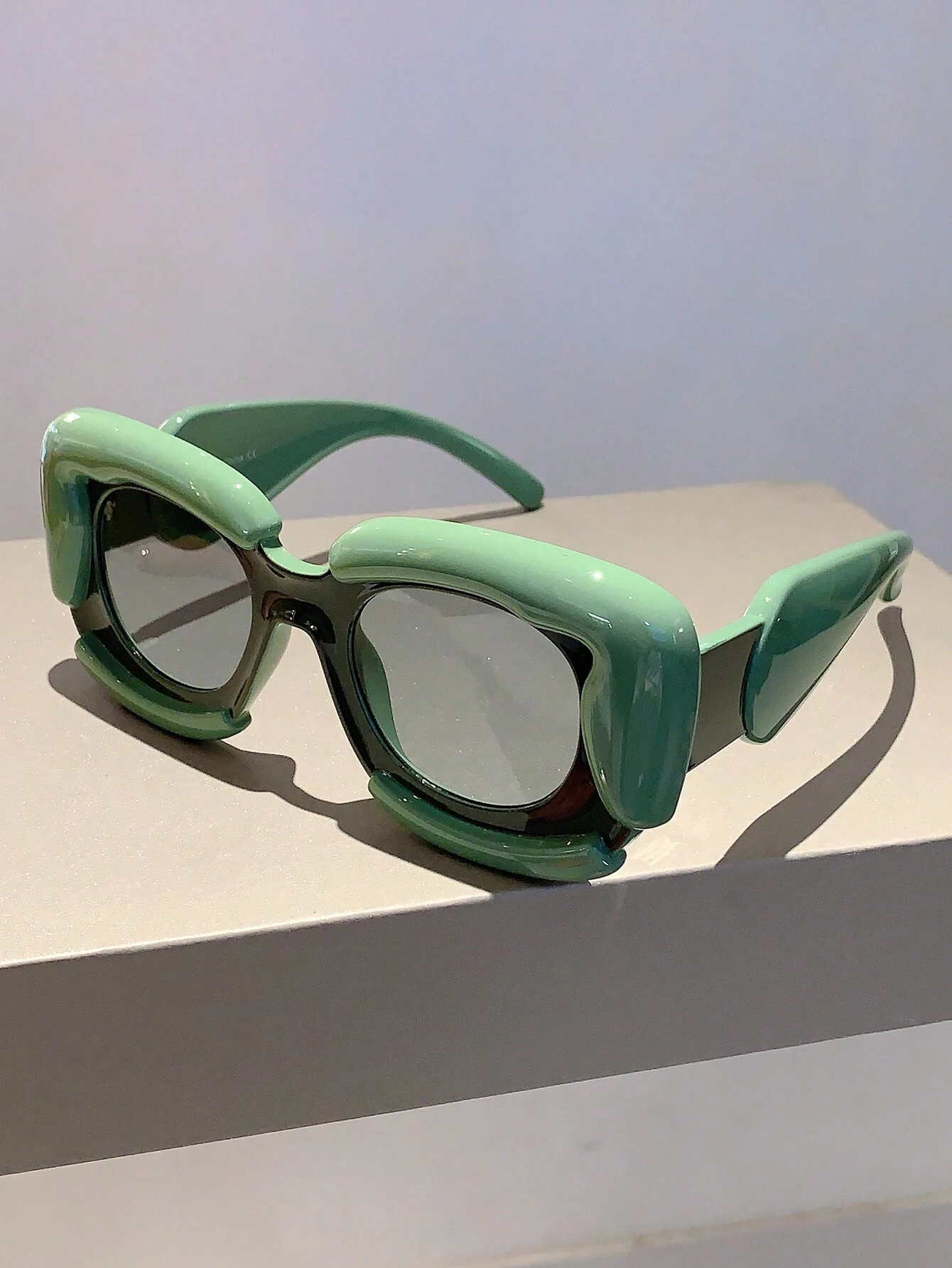 SHEIN 1pc Women's Fashionable Square Expanding Cloud Shaped Design Eyeglasses Personalized - Image 3