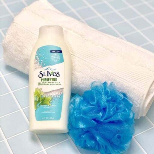 ‎‏ St. Ives Purifying Sea Salt Exfoliating Body Wash