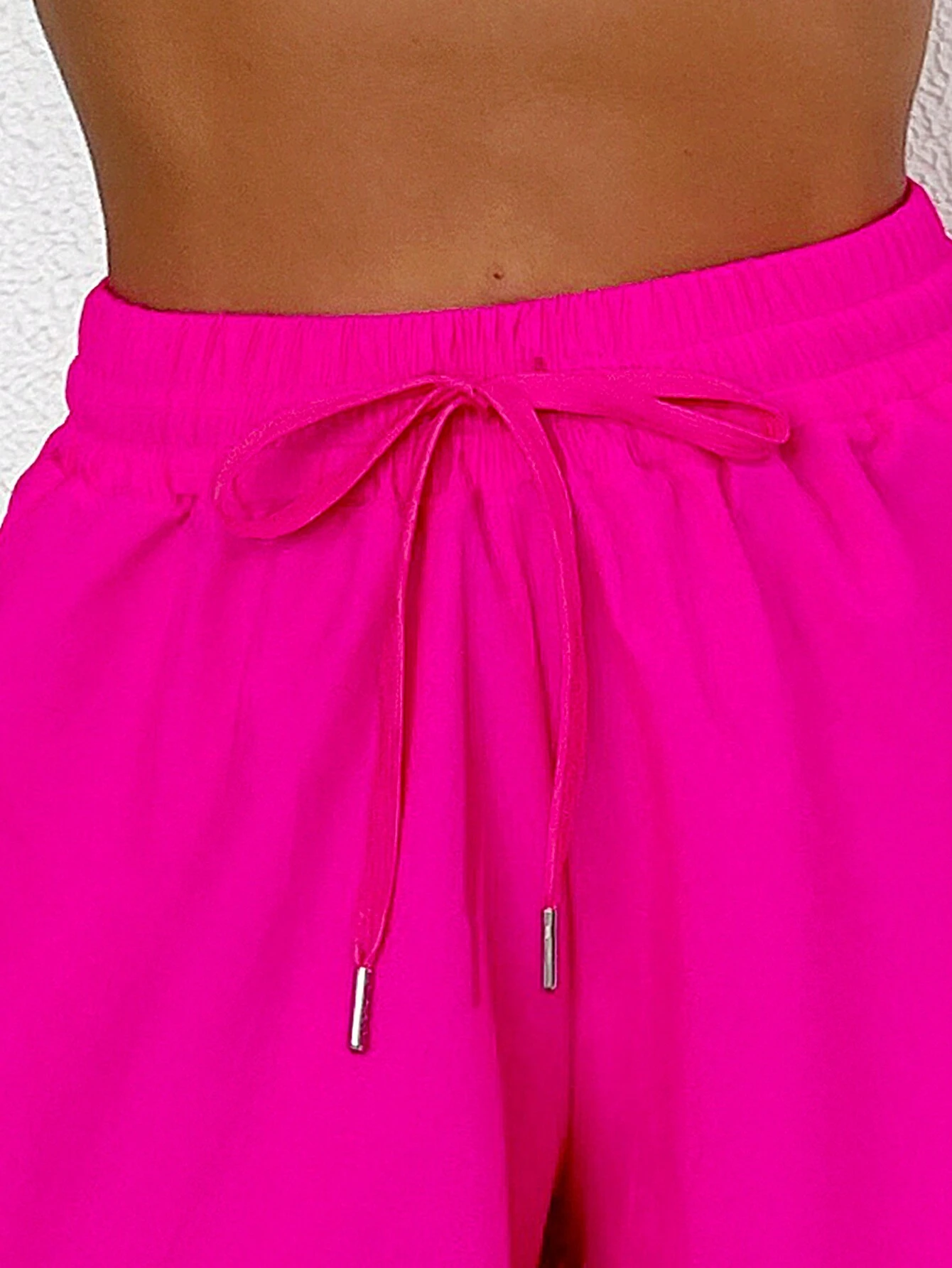 SHEIN Swim Basics Summer Beach Women's Fashionable Solid Color Drawstring Waist Shorts - Image 3