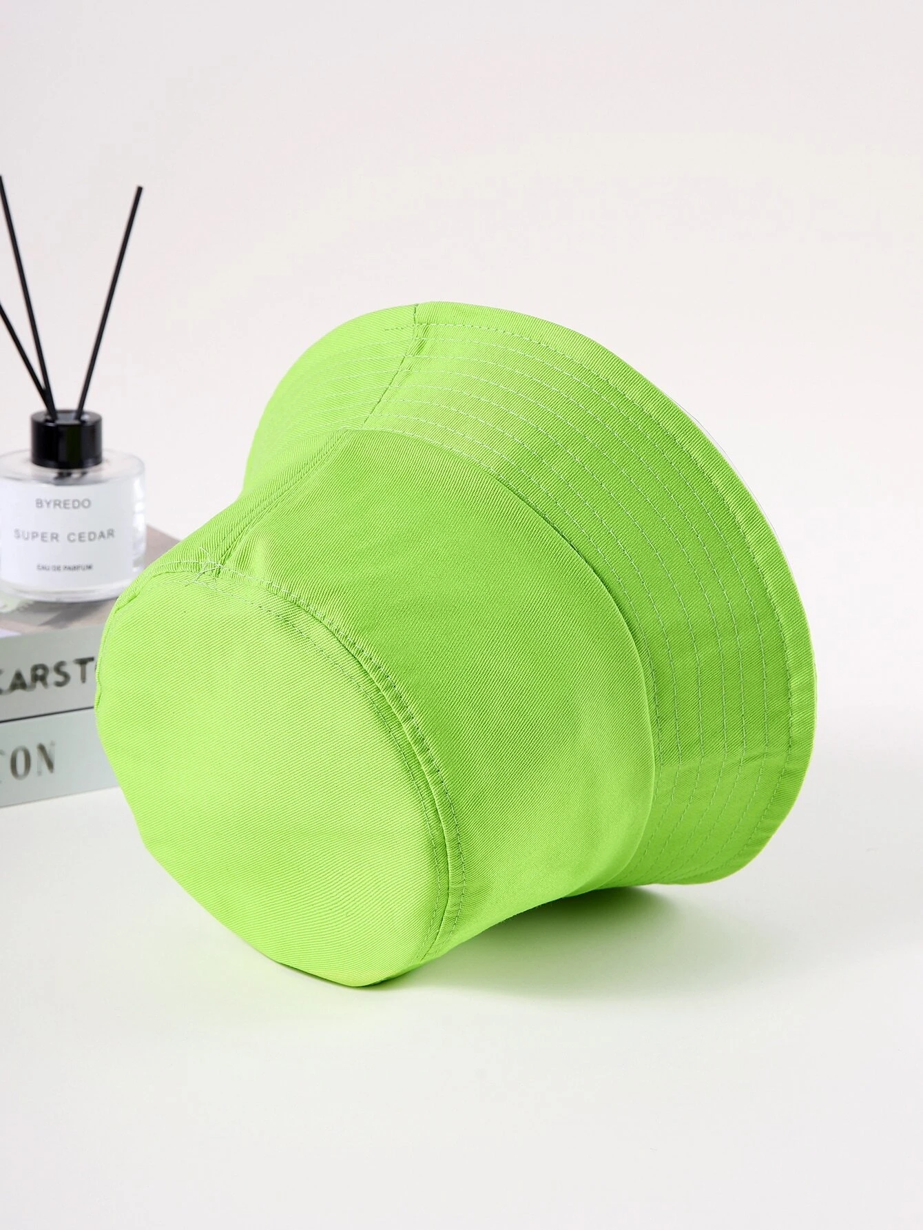 SHEIN Solid Color Bucket Hat - Image 3