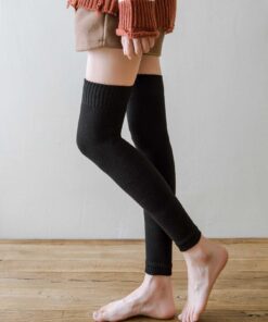SHEIN 1pair Knitted Solid Color Simple Striped Leg Warmers