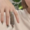 SHEIN 1pc Elegant Tassel Ring With Rhinestones, Fashionable