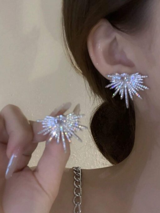 SHEIN 1pair Sparkling Wing - Shaped Earrings Full Of Rhinestone - Image 2