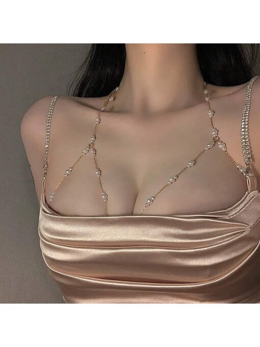 1pc Pearl Bikini Chest Chain. Imitation Of Pearl Chest Chain