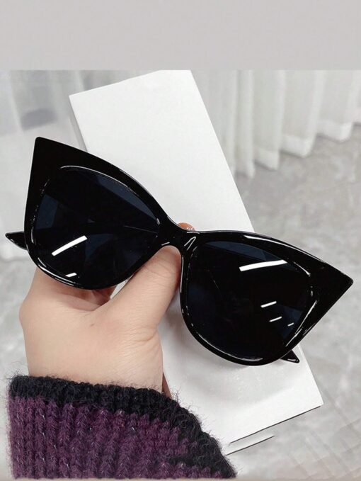 SHEIN 1pc Trendy New Retro Cat Eye Small Frame Fashion Glasses - Image 2