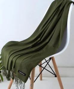 SHEIN 1pc Women Plus Size Thin Fringed Green Shawl, Elegant
